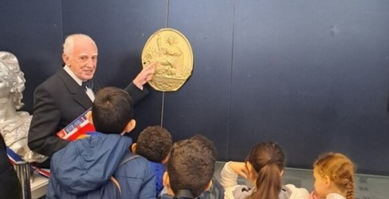 Journée de la laïcité: les élèves des écoles FREUD, MACÉ et DICKENS sur les traces de Marianne