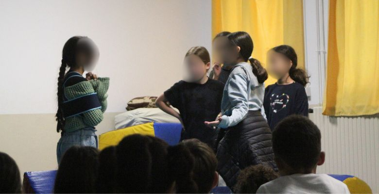 Théâtre lutte harcèlement - École Jean Zay