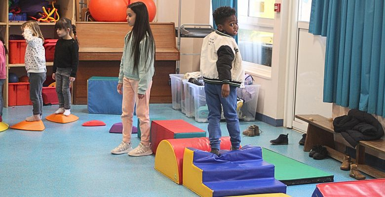 Activité motricité - École Jeanne d'Arc