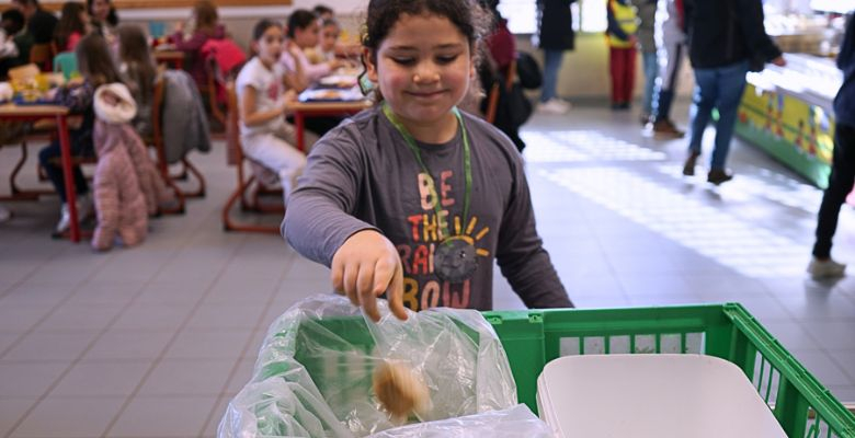 Cantine scolaire - École François Mitterand