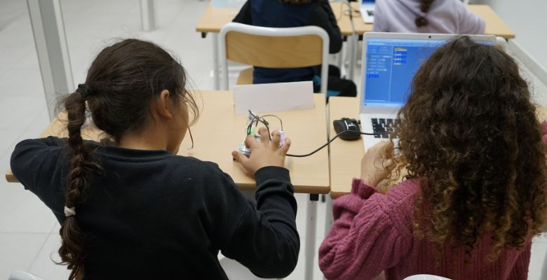 Atelier robotique et codage - École Olympe de Gouges